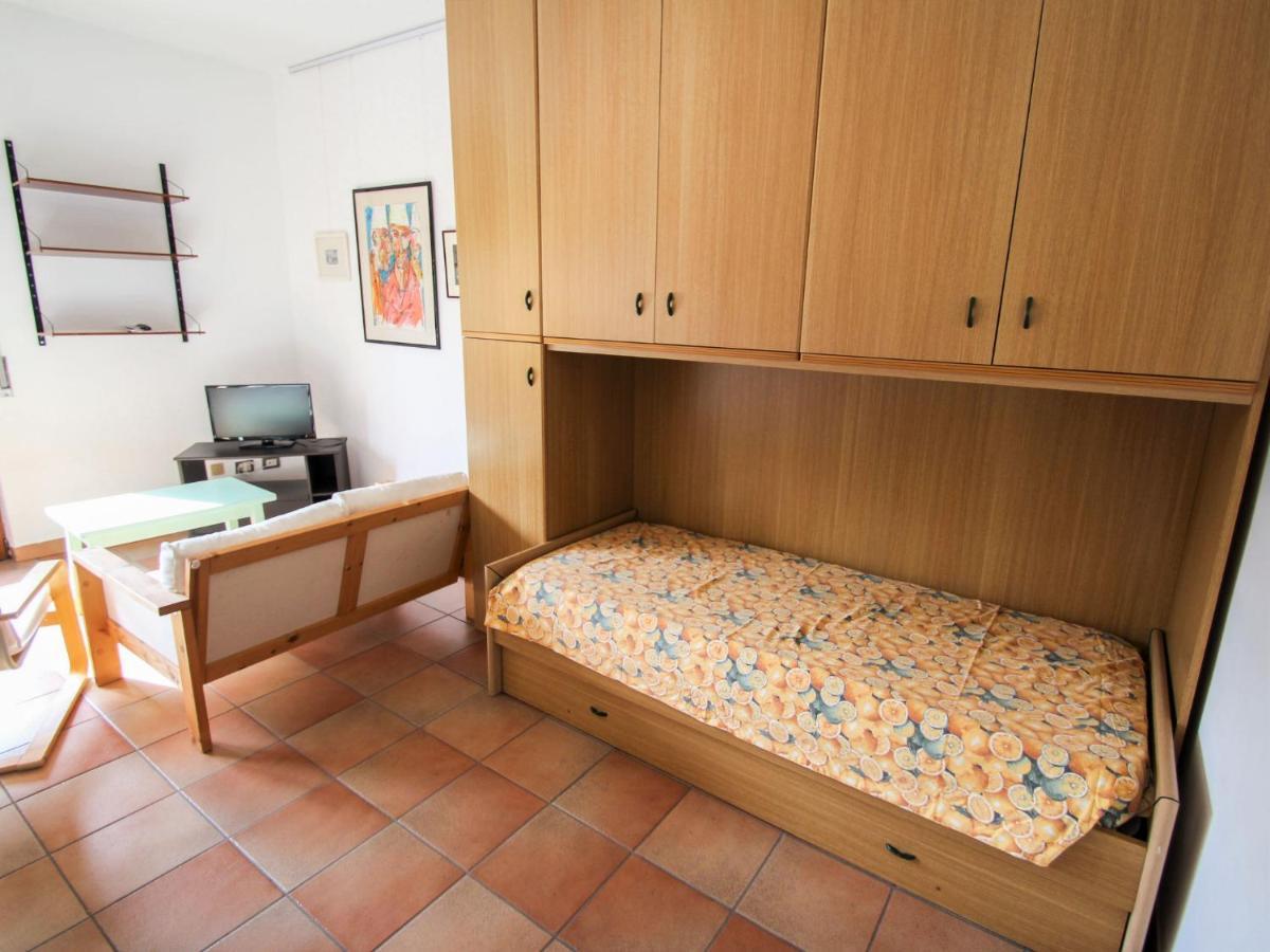Apartment Residenza Agrifoglio-16 By Interhome Luino Exterior foto